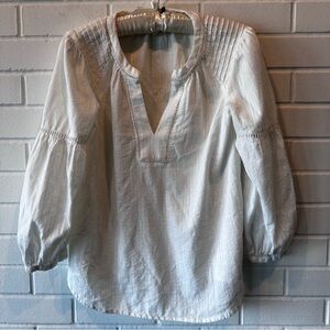 Anthropologie Akemi+Kim puff sleeve pintuck blouse